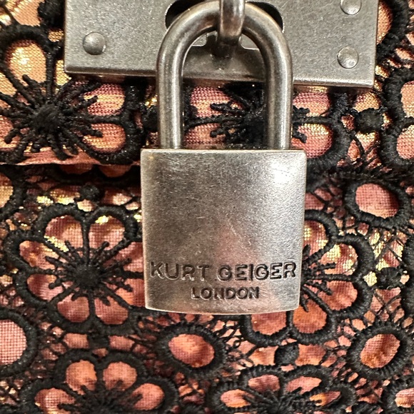 Kurt Geiger NWT Metallic with Black Crochet Overlay and Dustbag - Picture 4 of 12